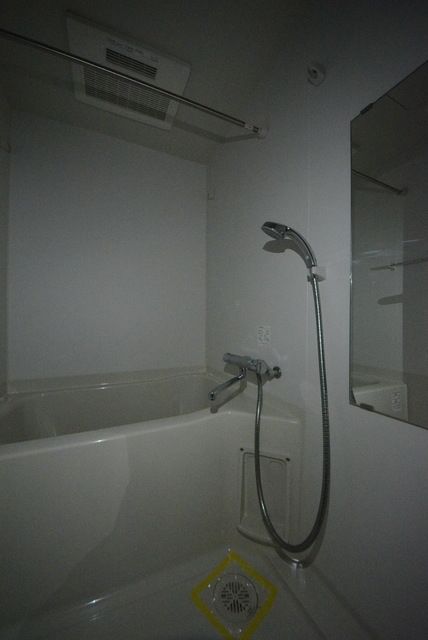 バス・シャワールーム　★人気のバストイレ別のお部屋です★