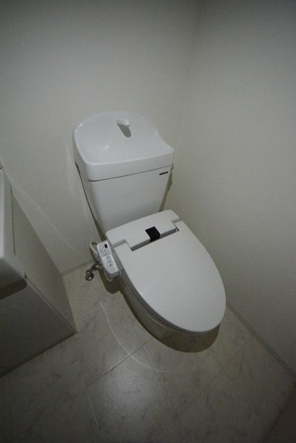 トイレ　★洗浄機付きの洋式トイレです★