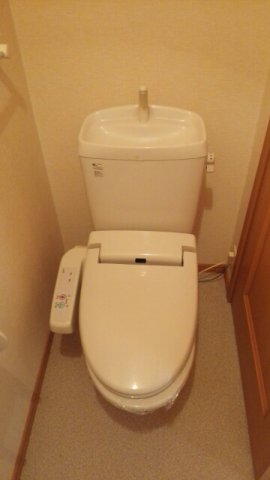 トイレ　ゆったりとした空間のトイレです