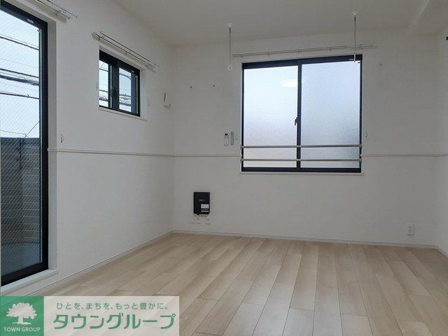 居室・リビング　タウンハウジング調布店まで♪