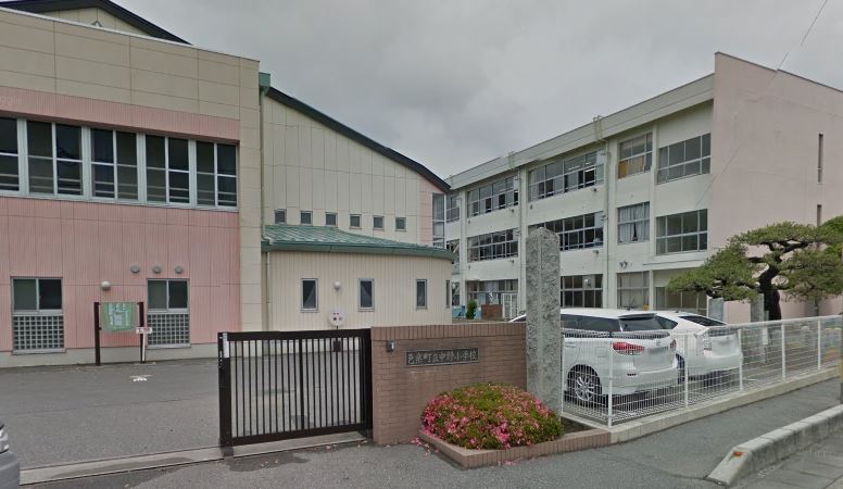 小学校　邑楽町立中野小学校（小学校）まで2035m