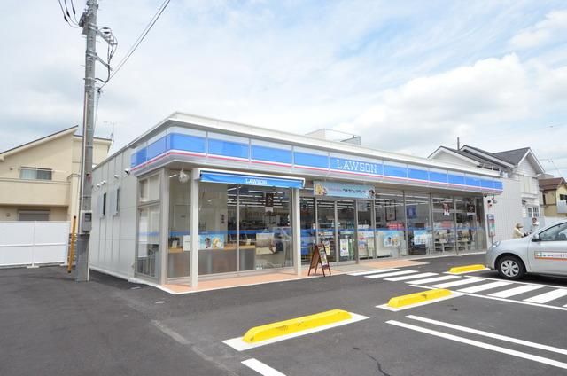 コンビニ　ローソン八王子散田町四丁目店（コンビニ）まで447m