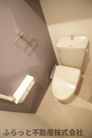 トイレ　ゆったりとした空間のトイレです