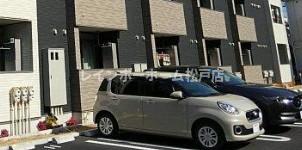 駐車場　駐車場に車を止められます
