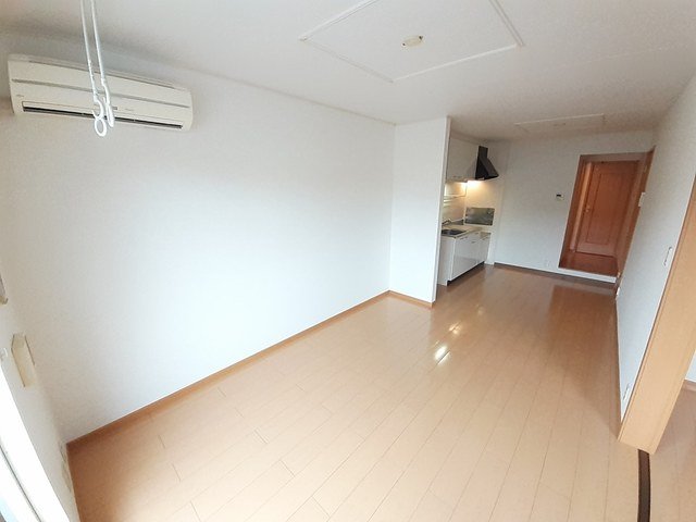 居室・リビング　使いやすい居間です