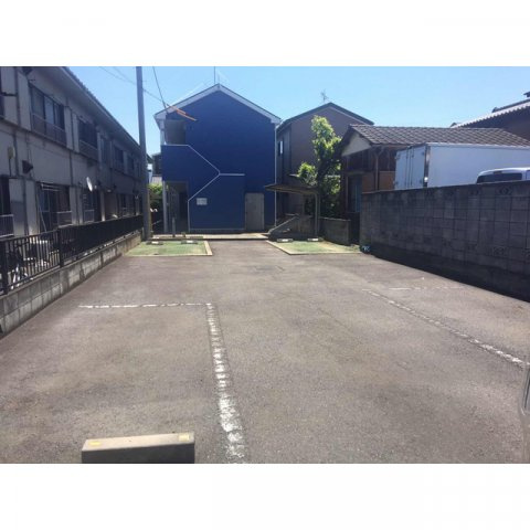 駐車場　駐車場完備です