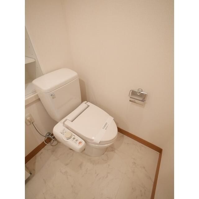 トイレ　トイレもきれいです