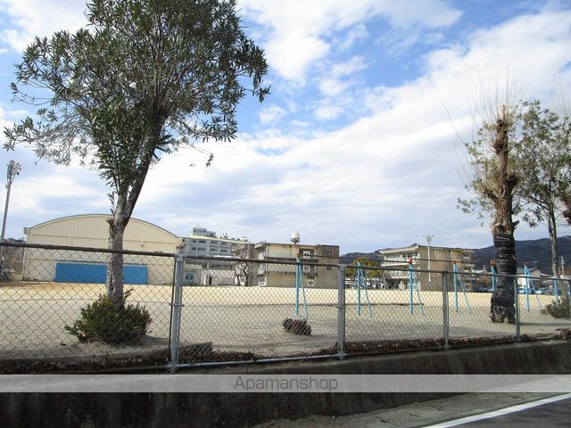 小学校　徳島市八万南小学校（小学校）まで1091m