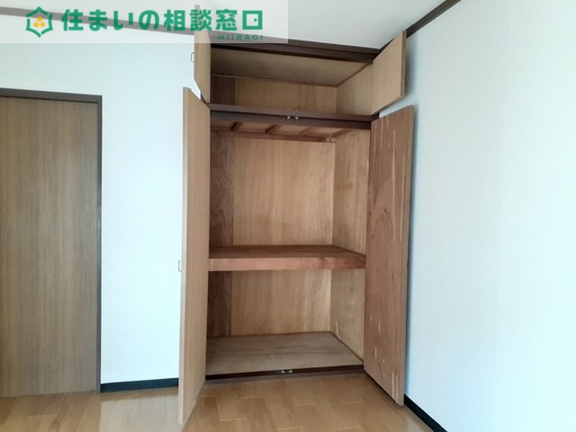 収納　同型