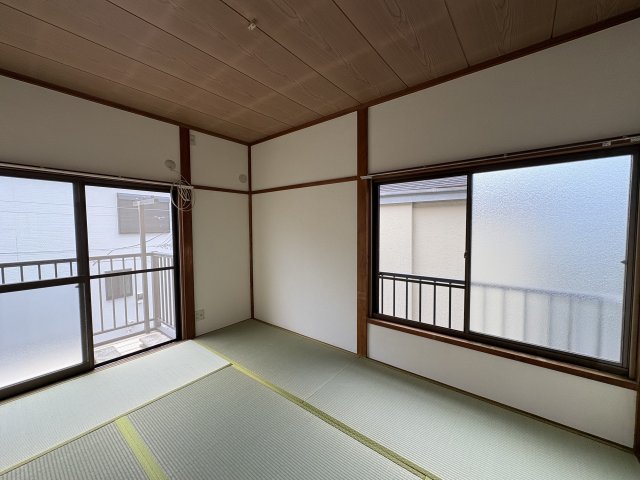 コーポ永野勝沼の居間写真