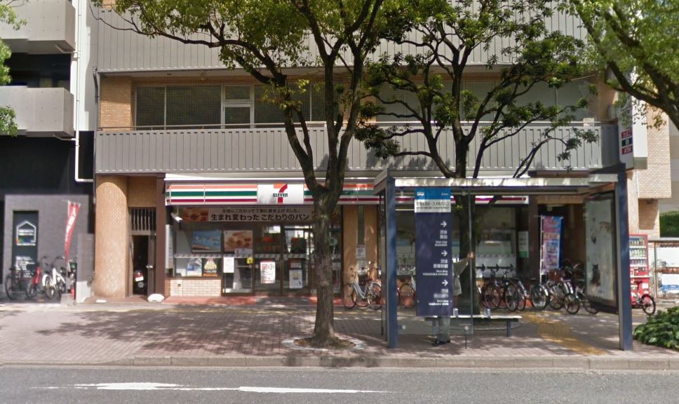コンビニ　セブンイレブン 福岡馬出2丁目店（コンビニ）まで227m