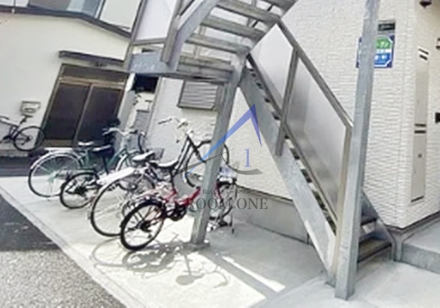 その他共有部分　駐輪スペースです。