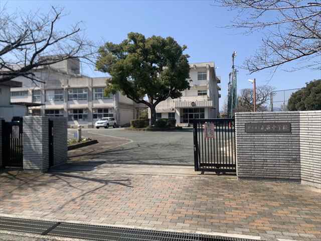 中学校　熊本市立武蔵中学校（中学校）まで3540m