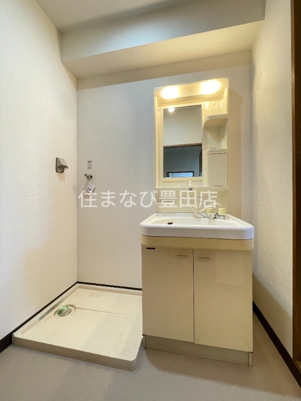 洗面設備　同型別部屋写真