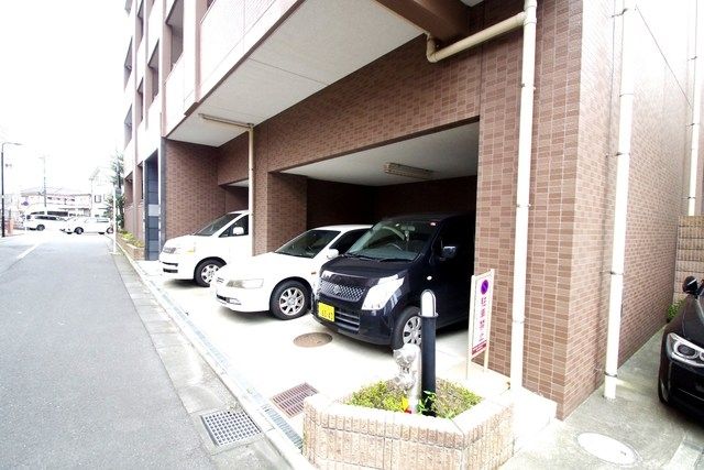 駐車場　★お問い合わせはタウンハウジング町田店まで★