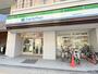 コンビニ　ファミリーマート 南森町駅南店（コンビニ）まで180m