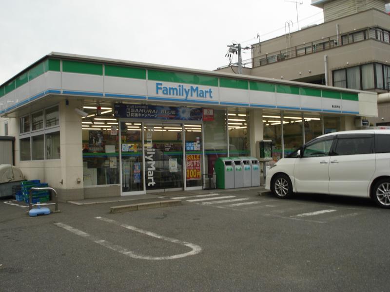 コンビニ　ファミリーマート 福山西町三丁目店（コンビニ）まで540m