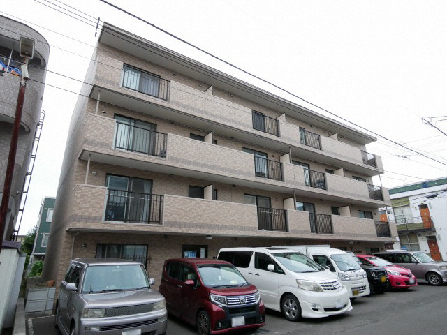 建物外観　地下鉄東西線　南郷１３丁目　徒歩12分