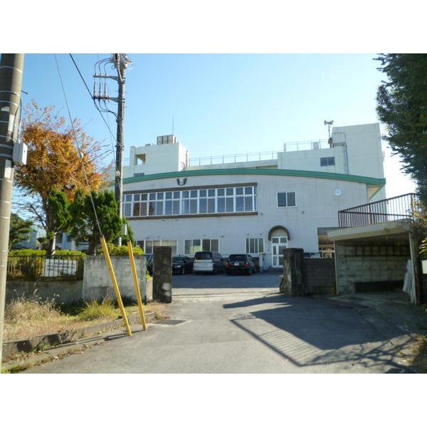 中学校　松戸市立小金南中学校（中学校）まで1265m