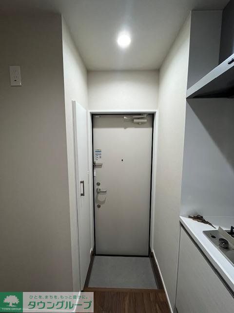 玄関　洗面