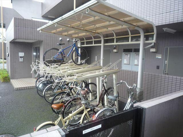 その他共有部分　駐輪場完備