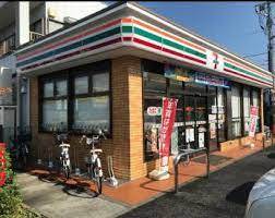 コンビニ　セブンイレブン板橋西台店（コンビニ）まで210m