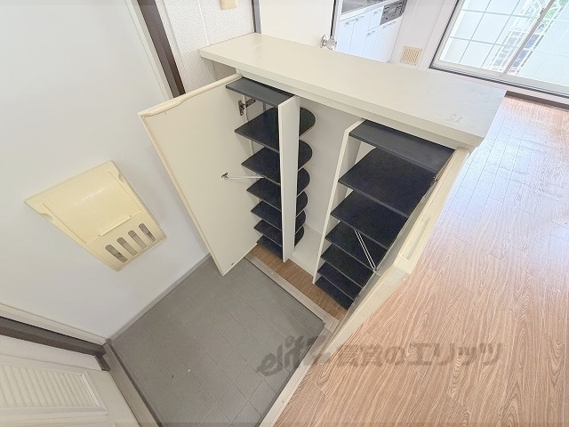収納　下駄箱