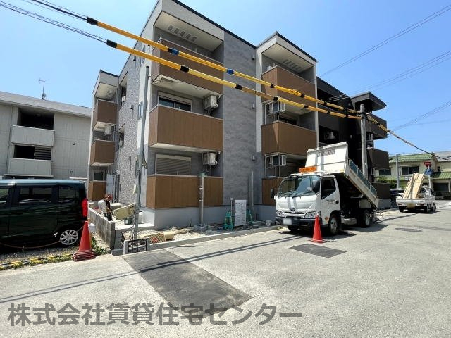 建物外観　建築中