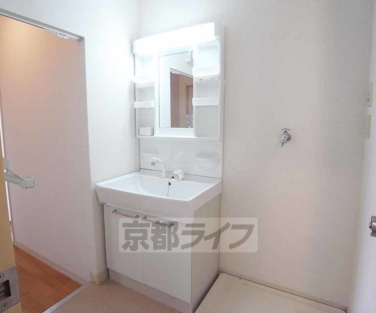 洗面設備　脱衣洗面所です