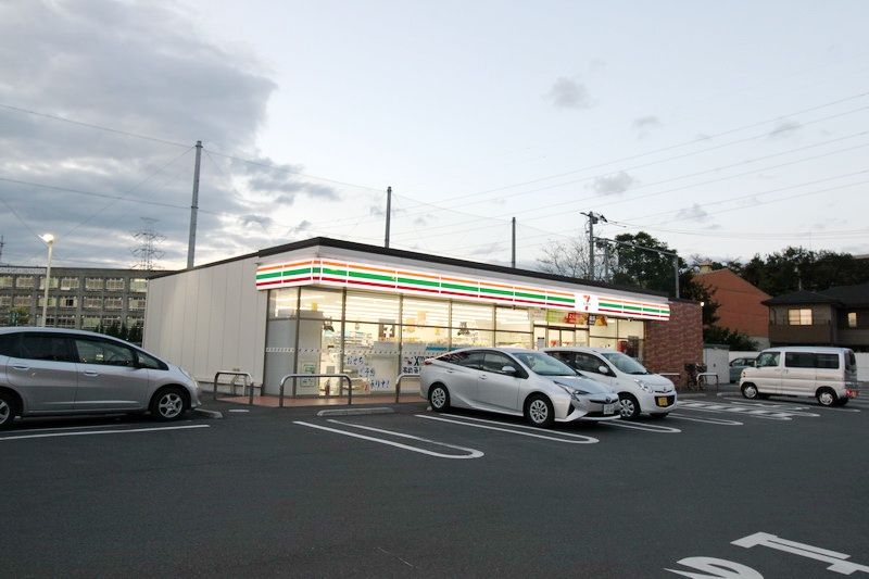 コンビニ　セブンイレブンさいたま島町店（コンビニ）まで270m