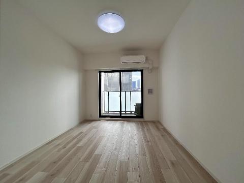 S-RESIDENCE浅間町駅前axialの居間写真
