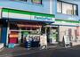 コンビニ　ファミリーマート 王子神谷駅前店（コンビニ）まで242m