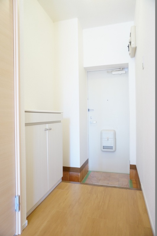玄関　図面と現状に相違がある場合には現状を優先