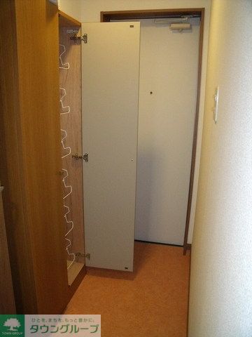 玄関　お部屋探しは【タウンハウジング千葉店】にお任せ下さい♪