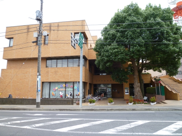 その他　中央図書館（その他）まで600m
