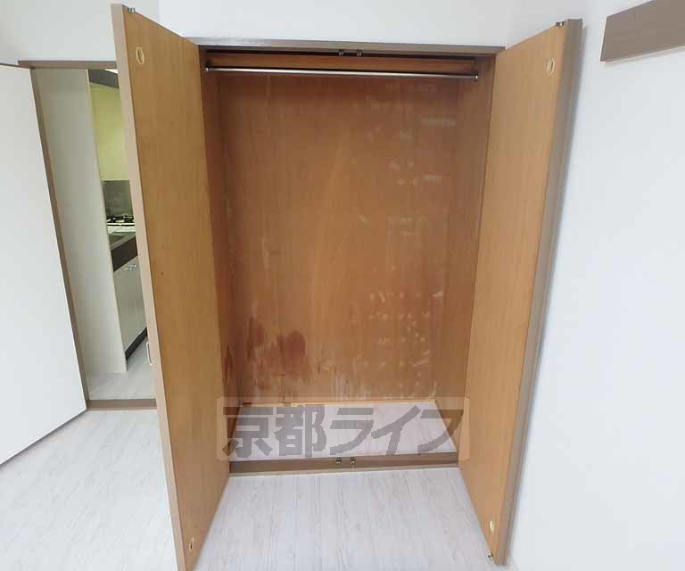 収納　お荷物はこちらです
