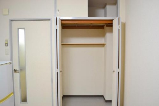 収納　写真は別のお部屋のものでございます。