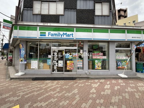 コンビニ　ファミリーマート 墨田菊川駅前店（コンビニ）まで329m