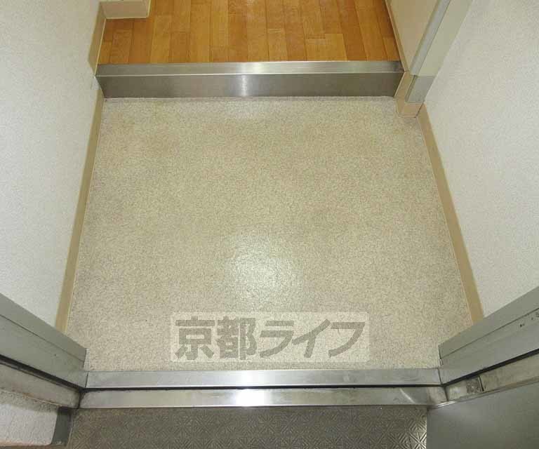 玄関　狭すぎずな玄関です・