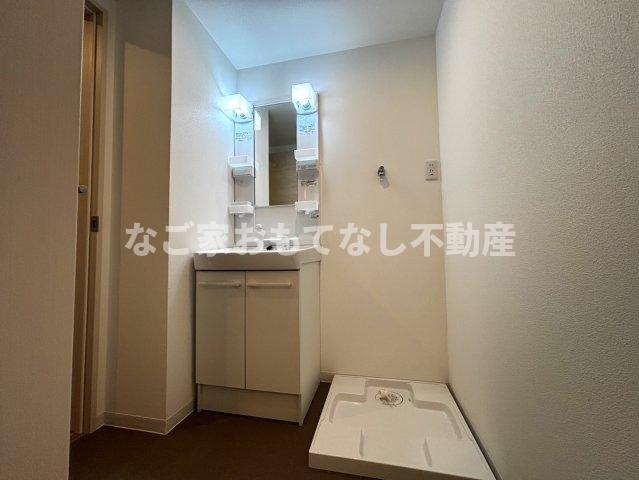 洗面設備　※写真は別号室