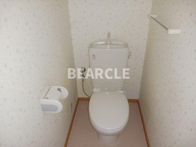 トイレ　清潔感のあるトイレです