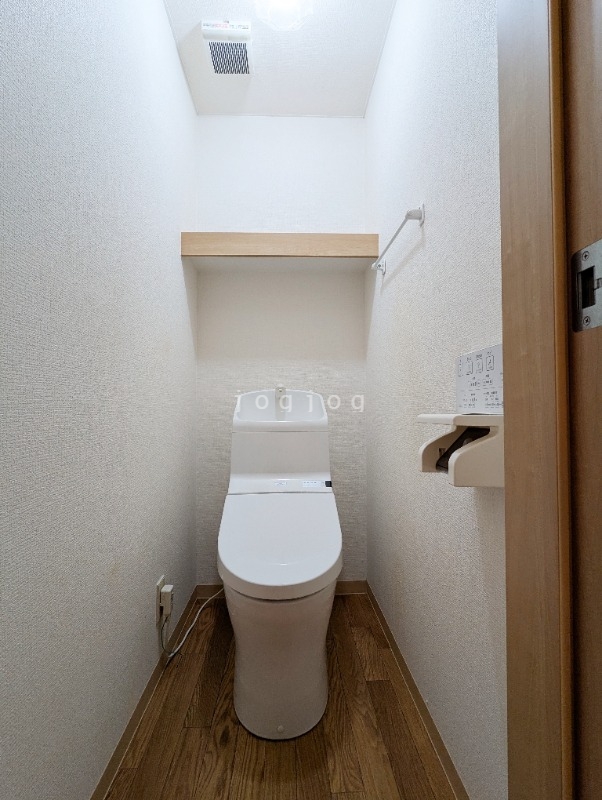 トイレ　子供部屋１