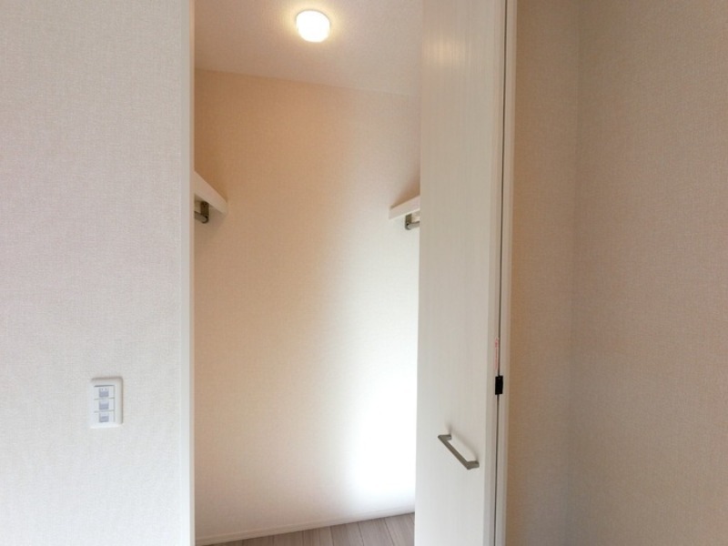 収納　図面と現状に相違がある場合には現状を優先