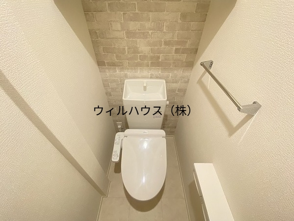 トイレ　ウォシュレット付きです！