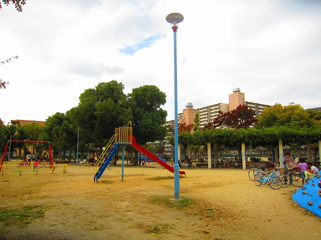 公園　中加賀屋公園（公園）まで1231m
