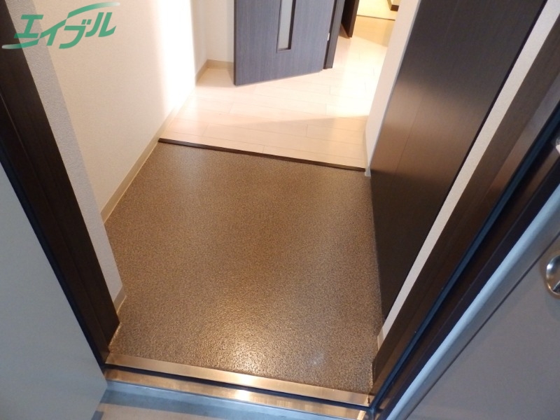 玄関　別部屋同型参考写真