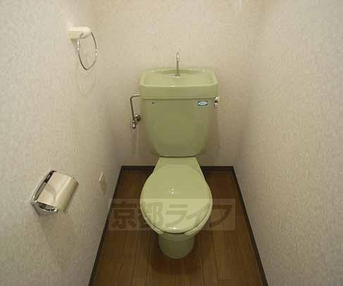 トイレ　リラックスできそうですね．．．