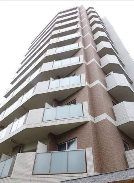 建物外観　オートロック完備