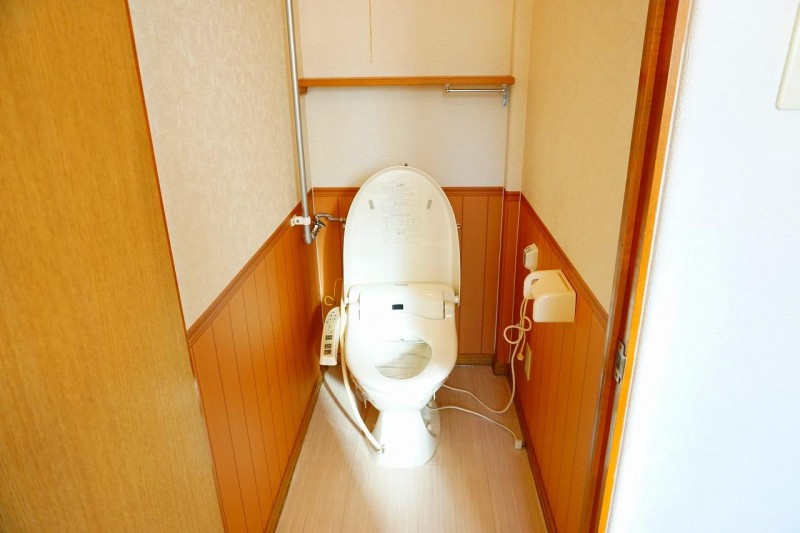 トイレ　トイレ