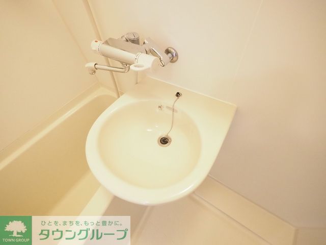 洗面設備　同物件別部屋写真